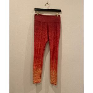 OKIINO Red Scales Leggings Ombre